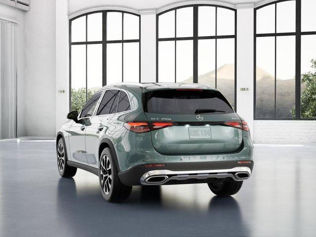 Photo of 2025 Verde Mercedes-Benz GLC 350e