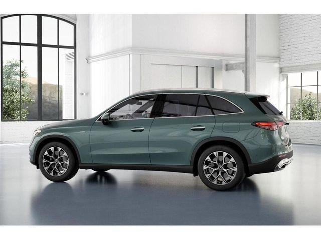 Photo of 2025 Verde Mercedes-Benz GLC 350e