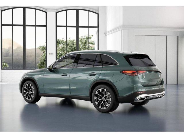 Photo of 2025 Verde Mercedes-Benz GLC 350e