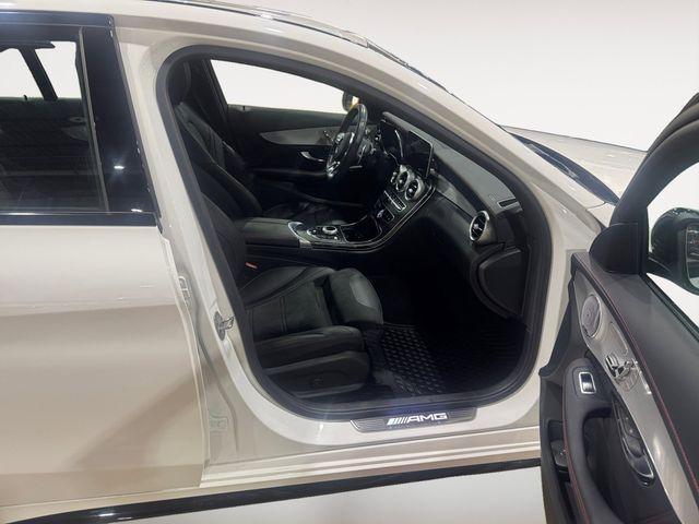 Photo of 2021 Polar White Mercedes-Benz AMG C 43
