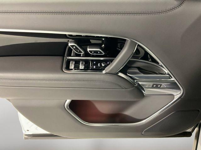 Photo of 2024 Fuji White Land Rover Range Rover