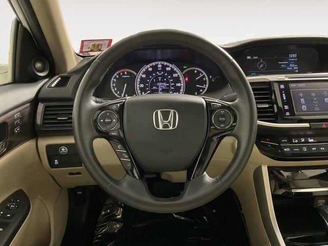 Photo of 2017 White Orchid Pearl Honda Accord