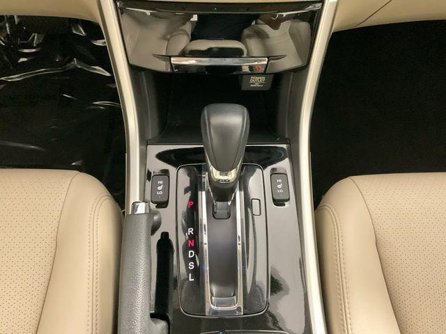 Photo of 2017 White Orchid Pearl Honda Accord