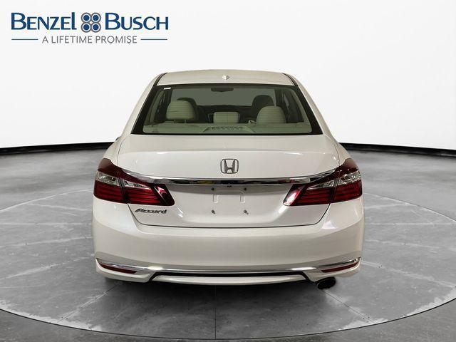 Photo of 2017 White Orchid Pearl Honda Accord