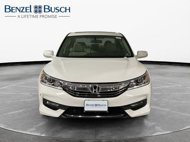 Photo of 2017 White Orchid Pearl Honda Accord
