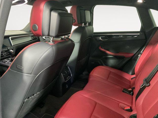 Photo of 2020 Black Porsche Macan
