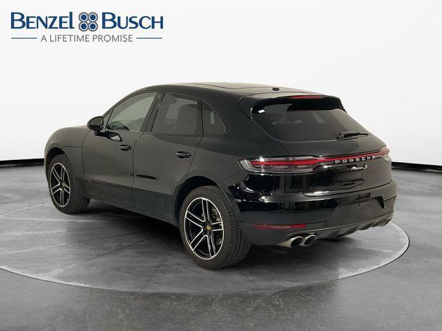 Photo of 2020 Black Porsche Macan
