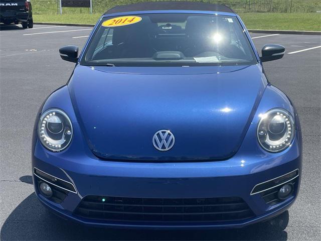 Photo of 2014 Blue Volkswagen Beetle