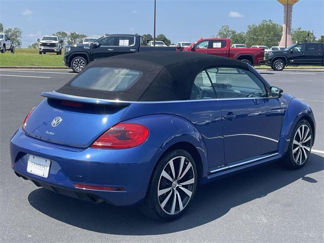 Photo of 2014 Blue Volkswagen Beetle