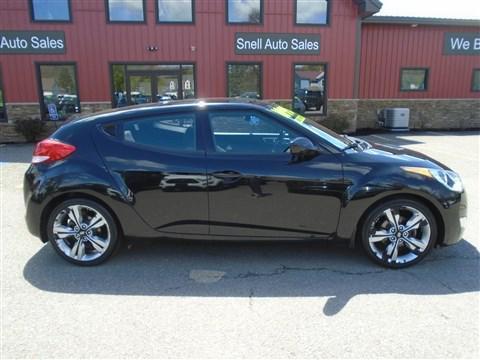 Photo of 2017 black Hyundai Veloster