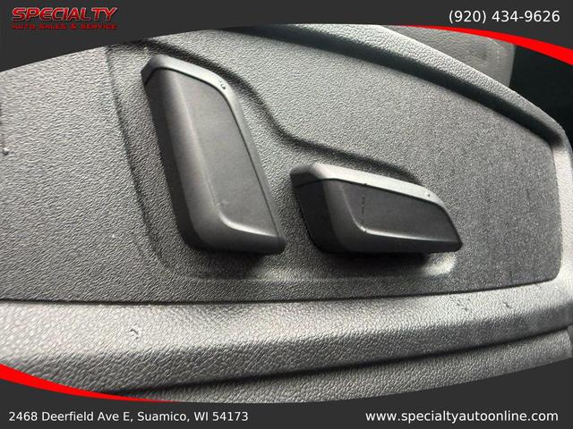 Photo of 2023 Mythos Black Metallic Audi Q5