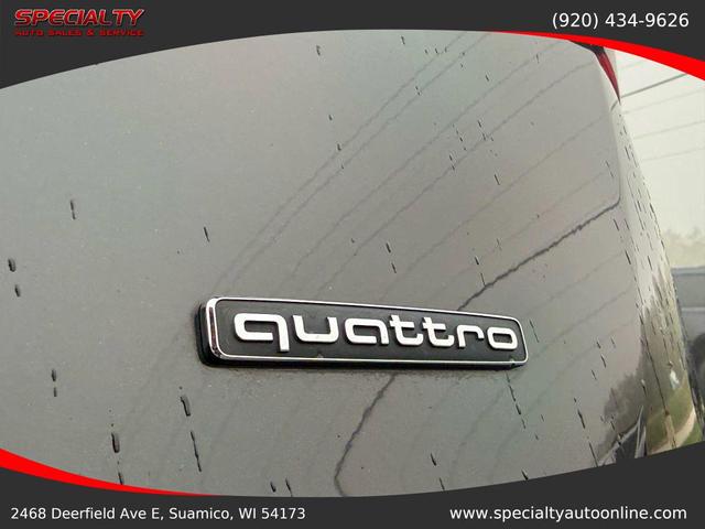 Photo of 2023 Mythos Black Metallic Audi Q5