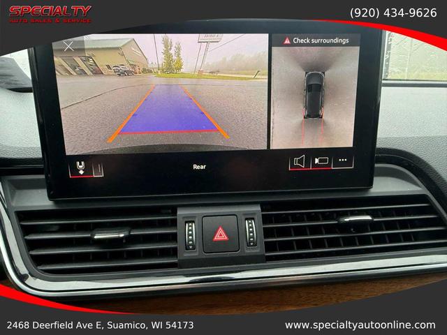 Photo of 2023 Mythos Black Metallic Audi Q5
