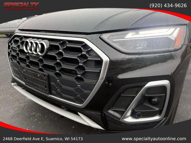 Photo of 2023 Mythos Black Metallic Audi Q5