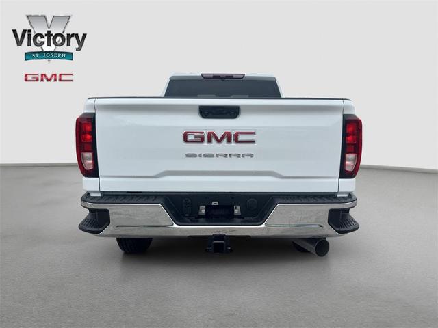 Photo of 2025 White GMC Sierra 2500