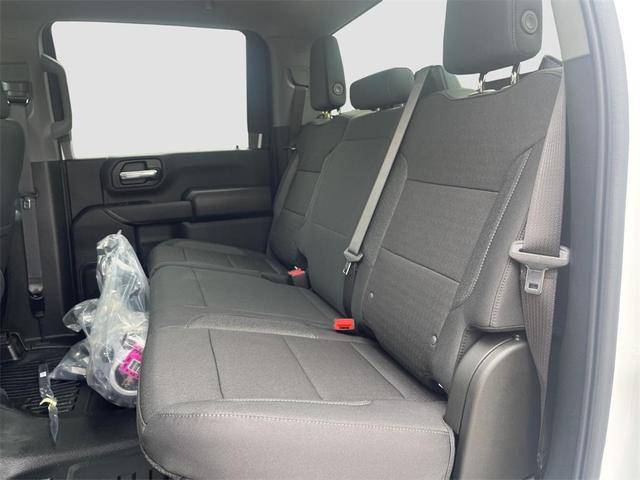 Photo of 2025 White GMC Sierra 2500