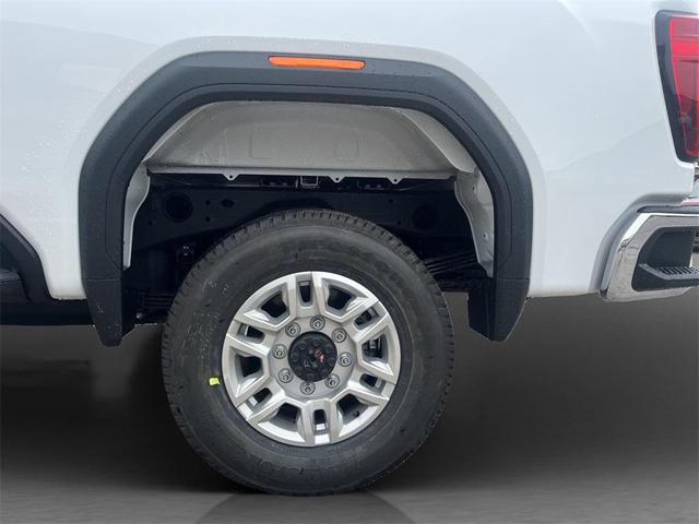 Photo of 2025 White GMC Sierra 2500