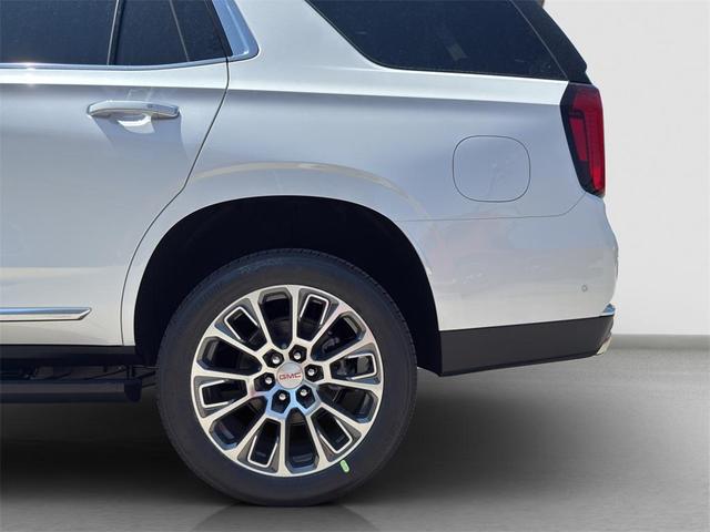 Photo of 2025 White GMC Yukon