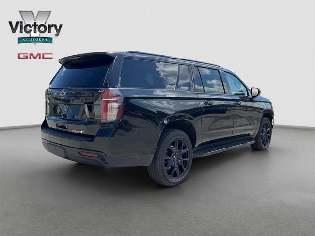 Photo of 2023 Black Chevrolet Suburban