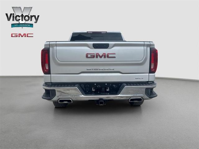 Photo of 2022 Quicksilver Metallic GMC Sierra 1500