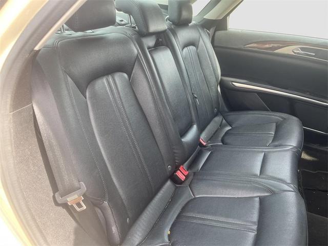 Photo of 2015 Platinum Lincoln MKZ Hybrid