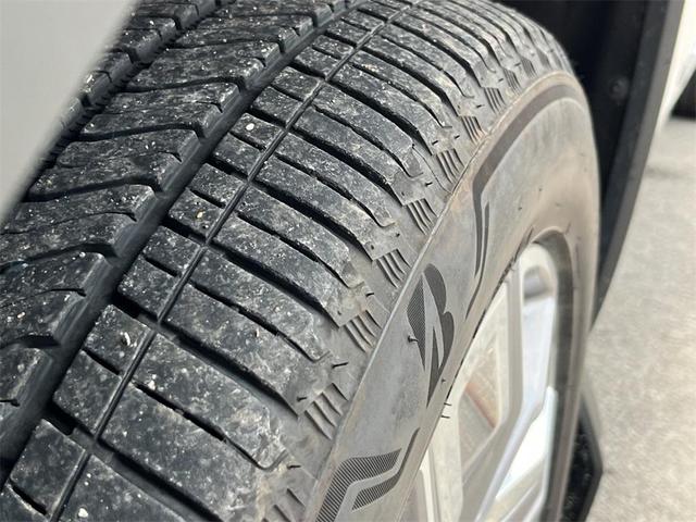 Photo of 2024 White Frost Tri-Coat GMC Sierra 1500