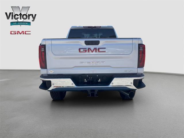 Photo of 2025 White GMC Sierra 2500