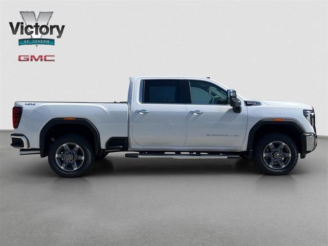 Photo of 2025 White GMC Sierra 2500