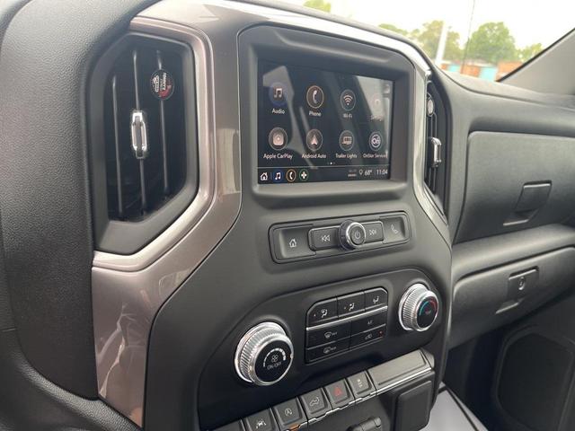 Photo of 2025 White GMC Sierra 1500