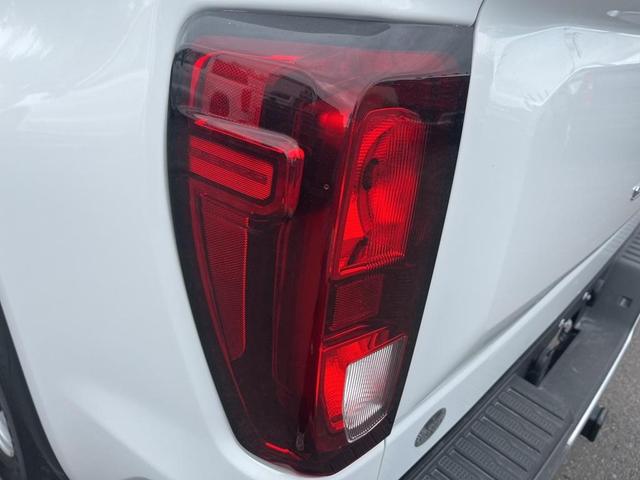 Photo of 2025 White GMC Sierra 1500