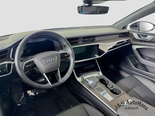 Photo of 2022 Manhattan Gray Metallic Audi A7