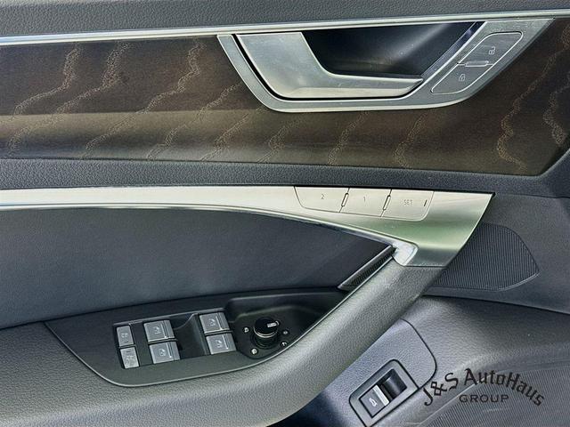 Photo of 2022 Manhattan Gray Metallic Audi A7