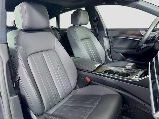 Photo of 2022 Manhattan Gray Metallic Audi A7