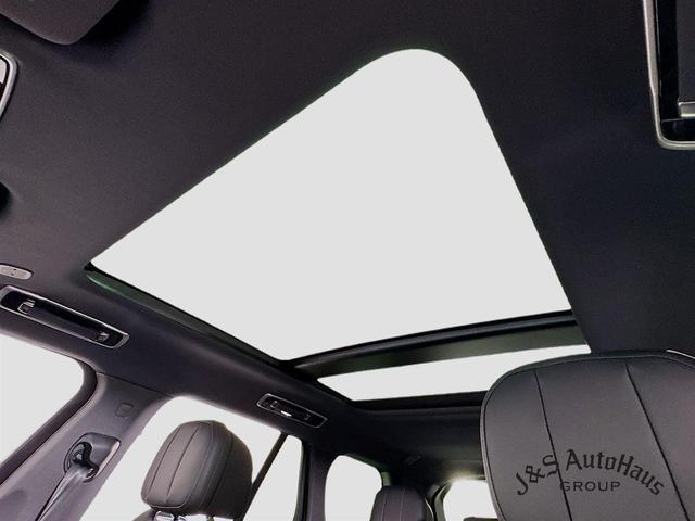 Photo of 2023 Carpathian Grey Land Rover Range Rover