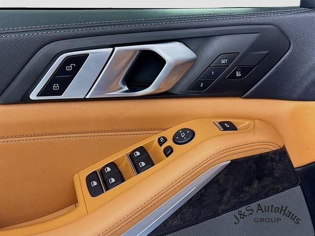 Photo of 2022 Phytonic Blue Metallic BMW X5