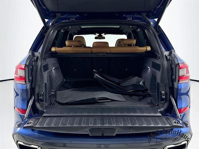Photo of 2022 Phytonic Blue Metallic BMW X5