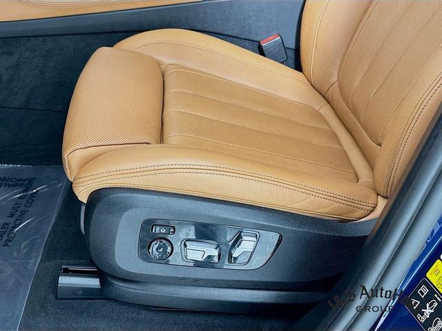 Photo of 2022 Phytonic Blue Metallic BMW X5