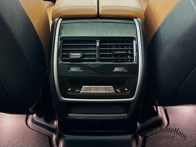 Photo of 2022 Phytonic Blue Metallic BMW X5