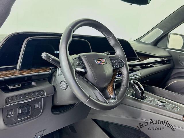 Photo of 2022 Crystal White Tri-Coat Cadillac Escalade