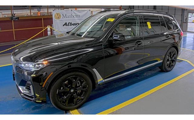 2022 BMW X7