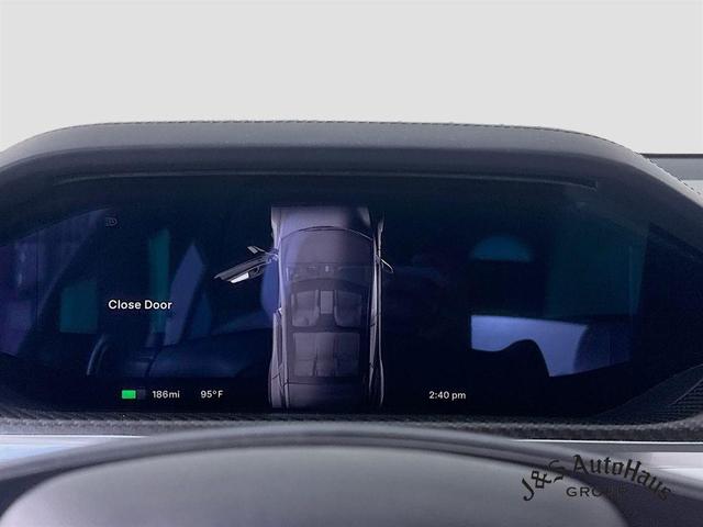 Photo of 2022 Black Tesla Model S