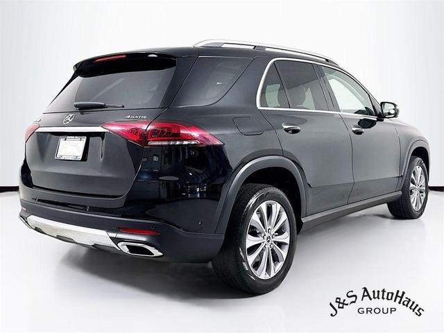 Photo of 2023 Black Mercedes-Benz GLE 350