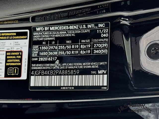 Photo of 2023 Black Mercedes-Benz GLE 350