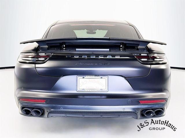 Photo of 2020 Black Porsche Panamera