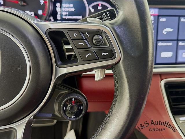 Photo of 2020 Black Porsche Panamera