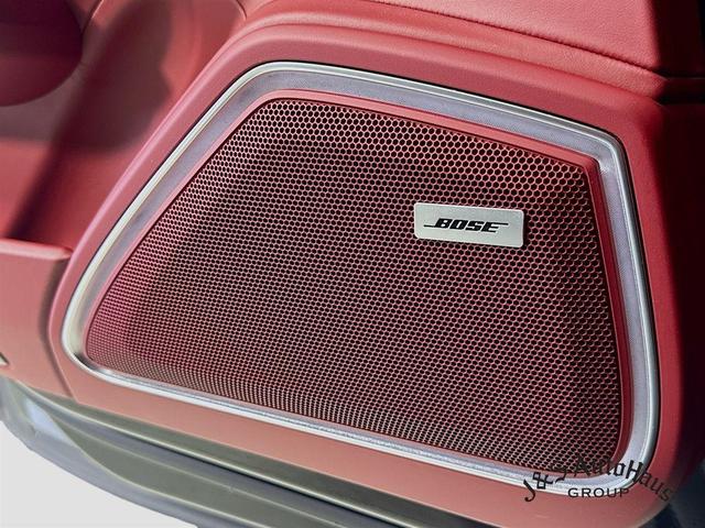 Photo of 2020 Black Porsche Panamera
