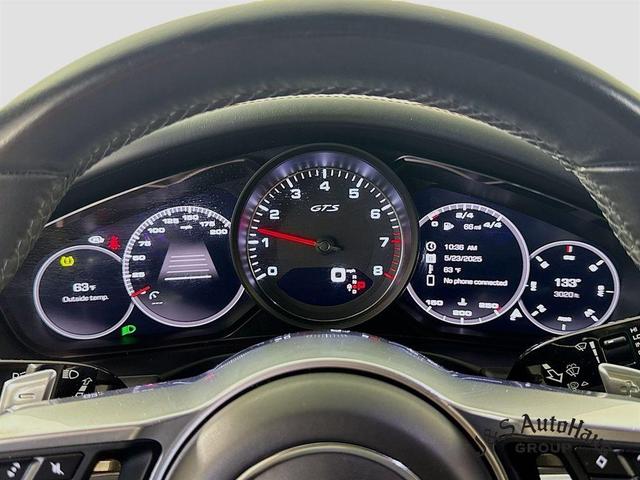 Photo of 2020 Black Porsche Panamera