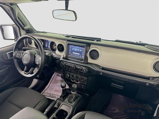 Photo of 2020 Bright White Clearcoat Jeep Wrangler Unlimited
