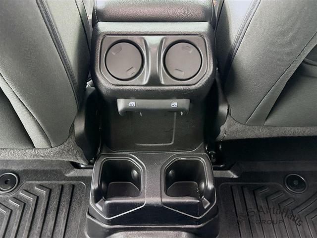 Photo of 2020 Bright White Clearcoat Jeep Wrangler Unlimited