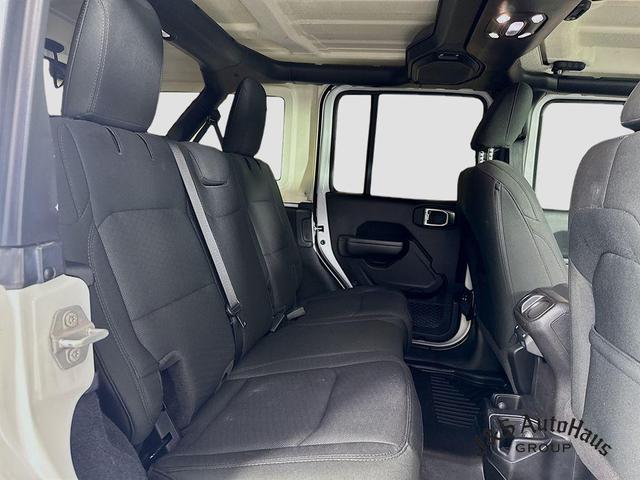 Photo of 2020 Bright White Clearcoat Jeep Wrangler Unlimited
